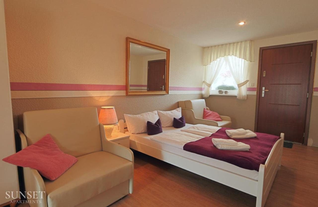 Sunset Apartments - Domek Z Ogrodem Grilem I Parkingiem! Swinoujscie Dış mekan fotoğraf