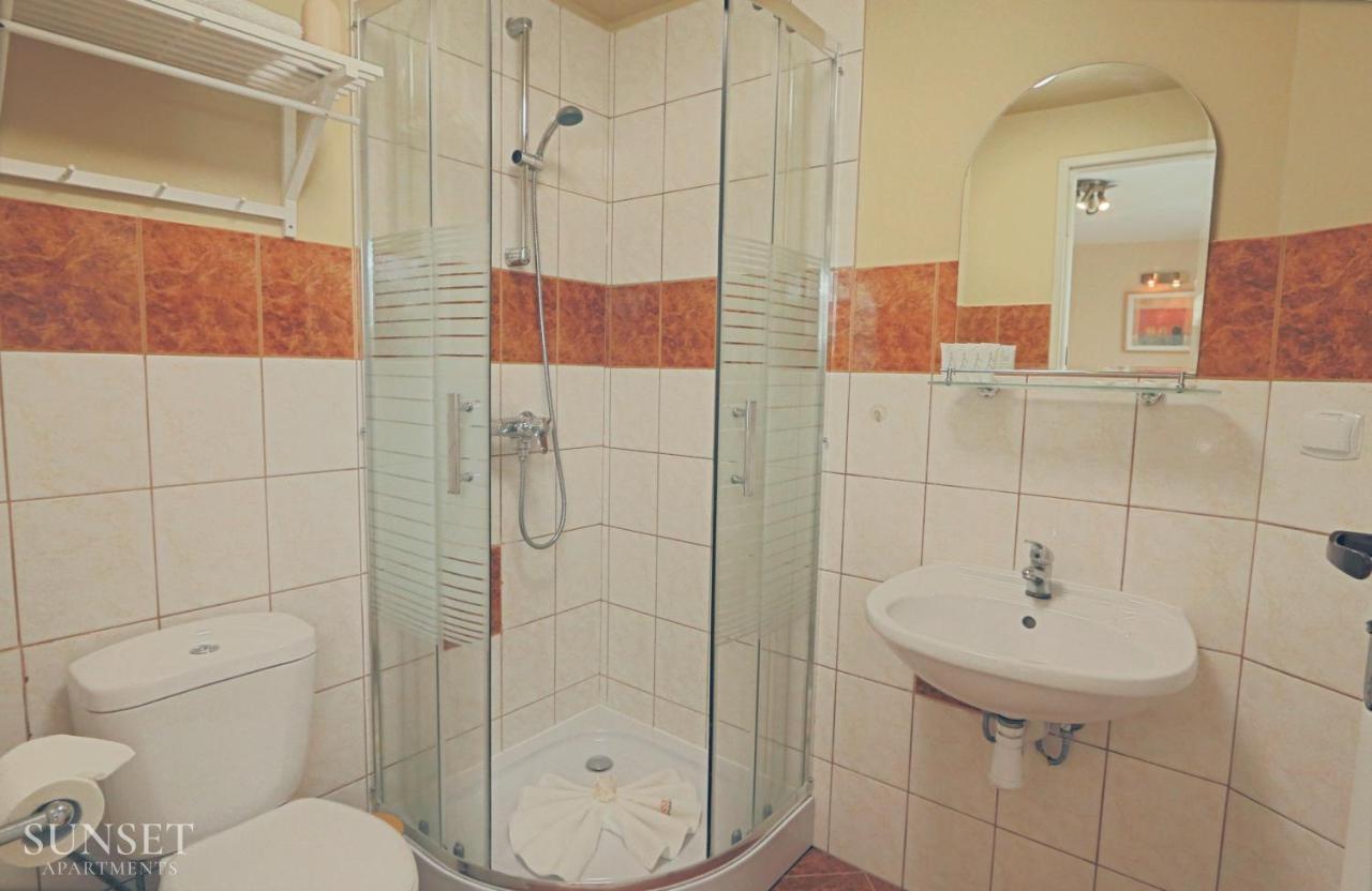Sunset Apartments - Domek Z Ogrodem Grilem I Parkingiem! Swinoujscie Dış mekan fotoğraf