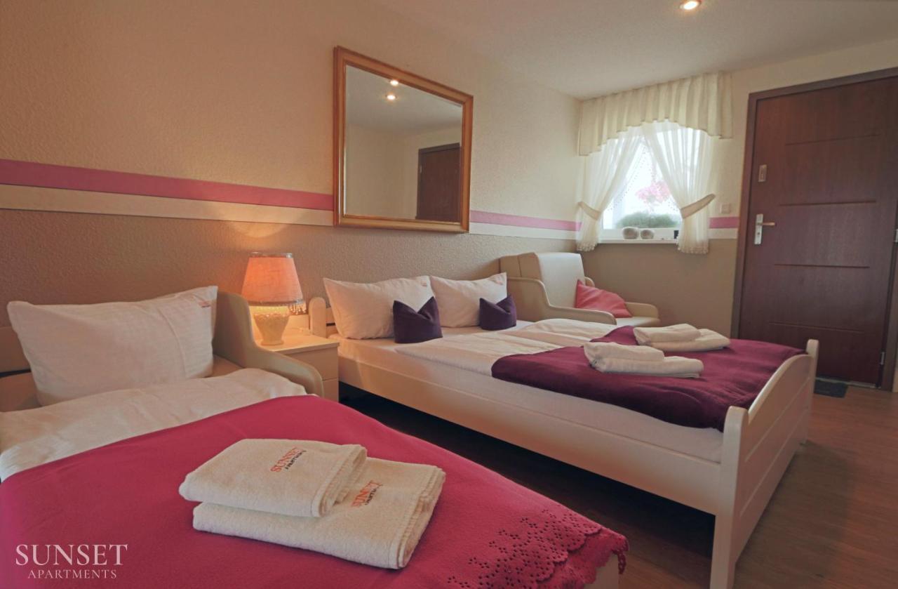 Sunset Apartments - Domek Z Ogrodem Grilem I Parkingiem! Swinoujscie Dış mekan fotoğraf